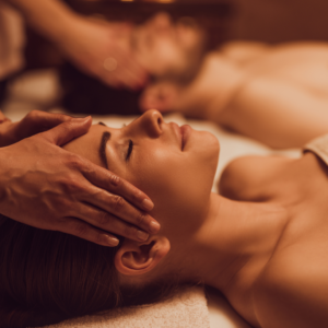 Casal realizando Day Spa